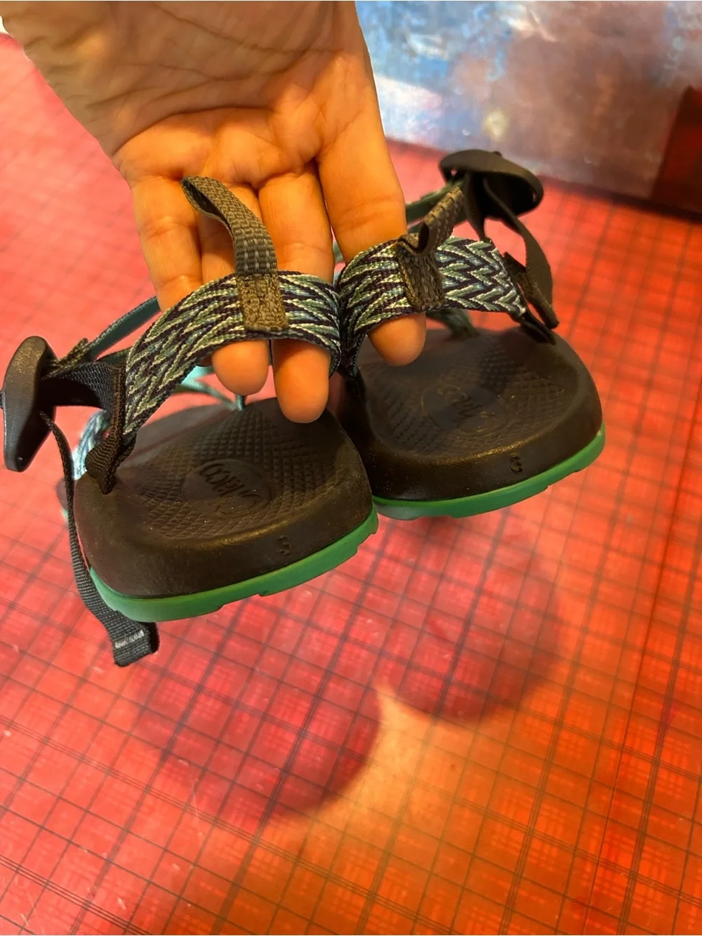 N/A kids chacos